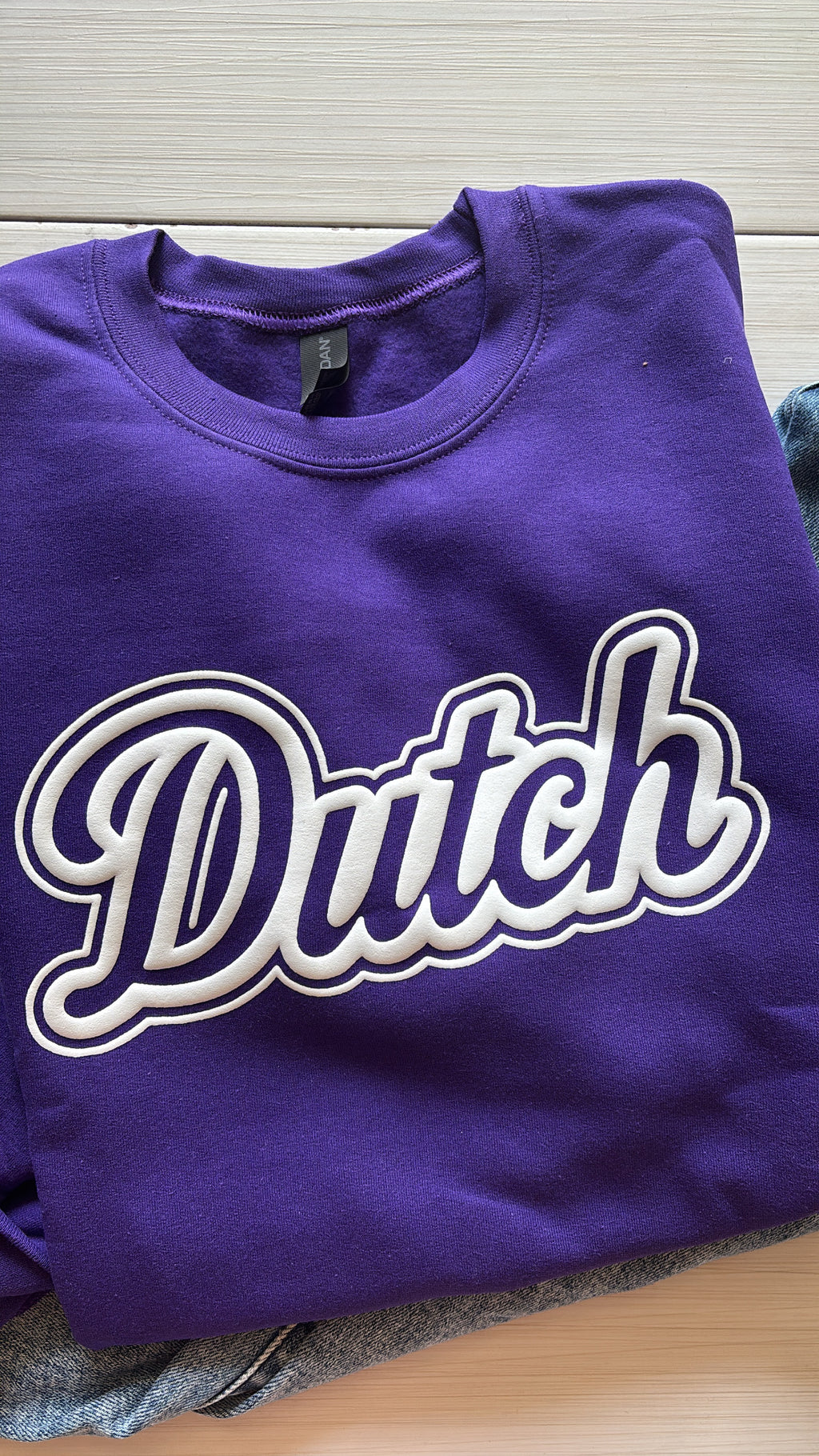 Double Outlined Team Puff Paint